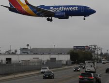 Airline Shows Progress in Push to Restore Flights
